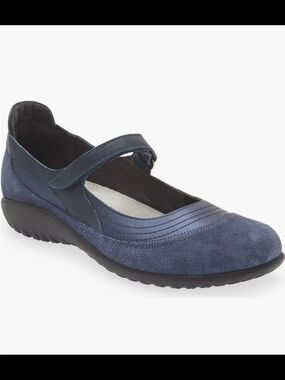 Naot Kirei Blue Suede Mary Jane Flats With Patent Velcro Strap Sz 7 38